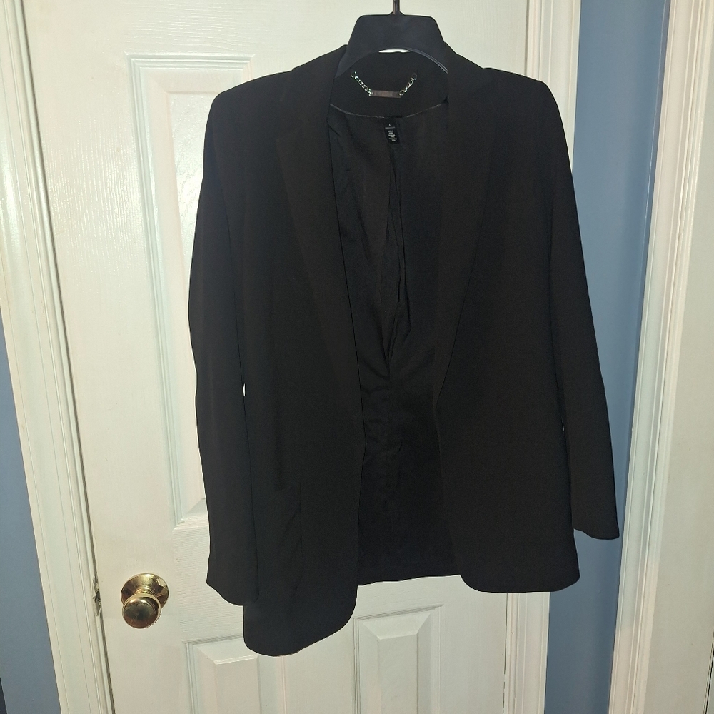 Classic Black Women's Blazer**